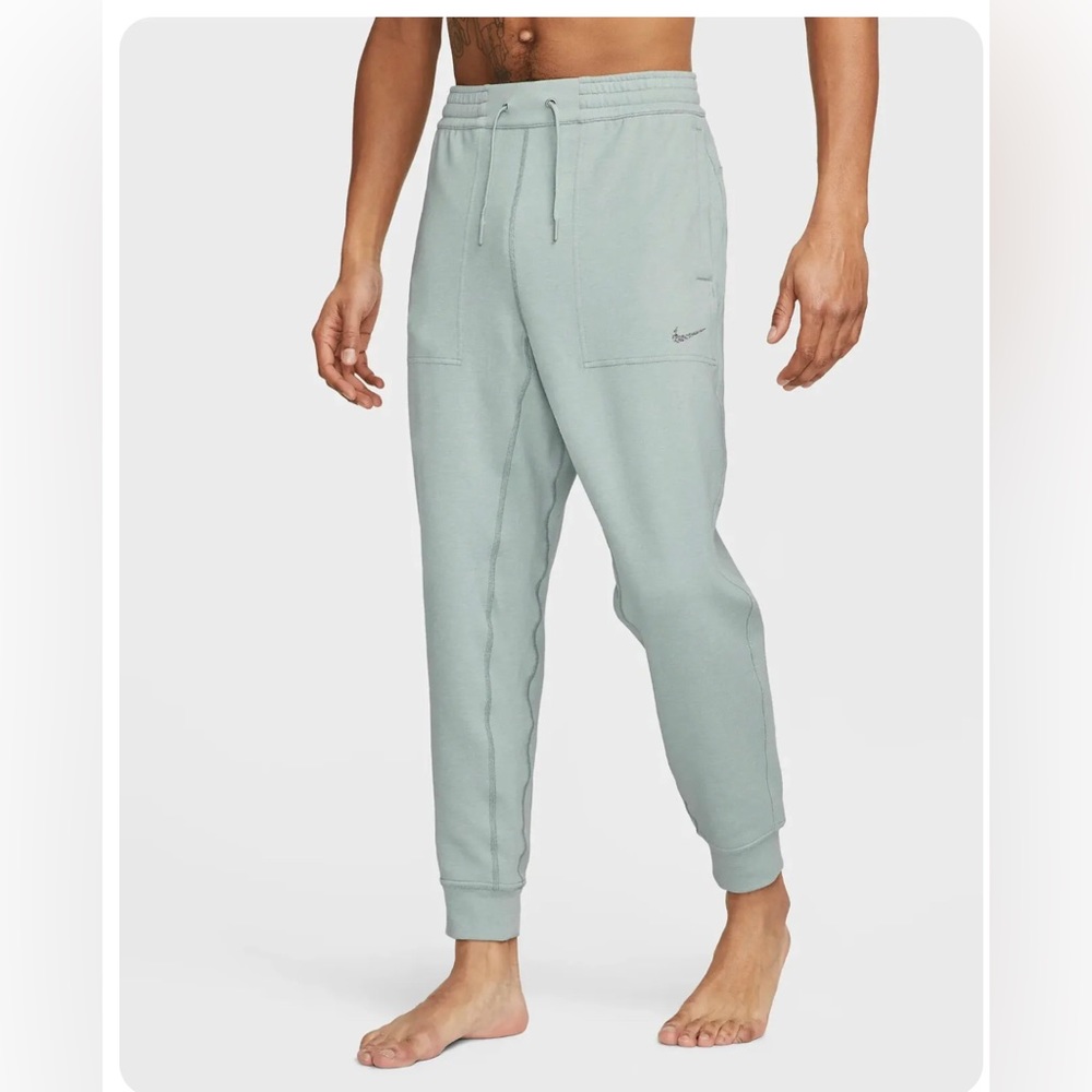 Nike Yoga Dri FIT Mens Comfort Fleece Pants Mint Green NEW- SIZE large